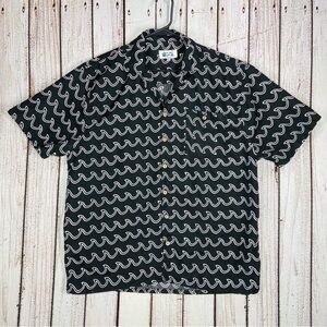 Uzzi Amphibious Gear Shirt Mens XL Black Hawaiian Button Up Waves